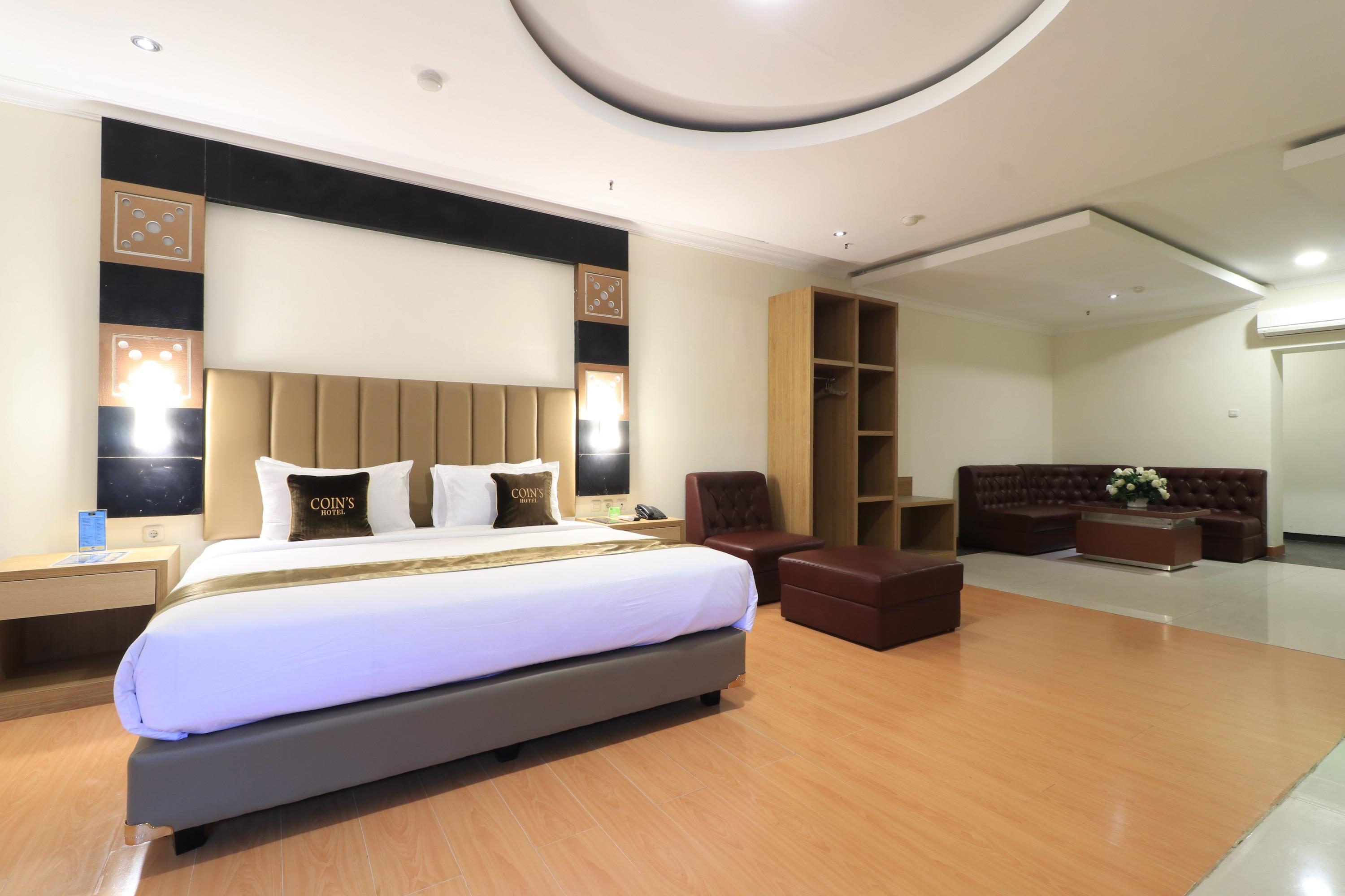 Coins Hotel Джакарта Екстер'єр фото